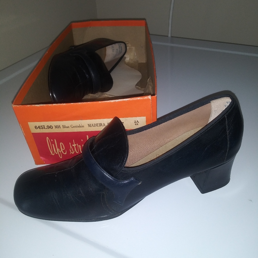 Vintage Life Stride Shoes